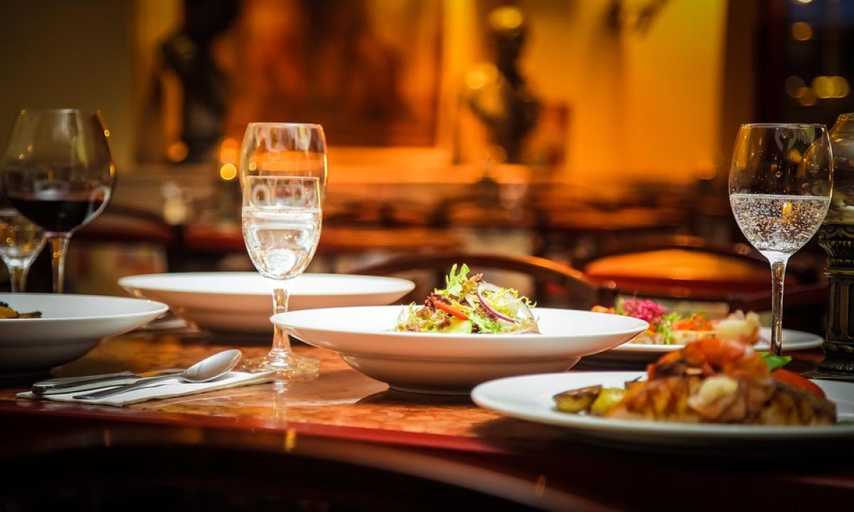 2019-08-30_10_53_53_1513614324392-jpg-1567155246441.jpg--cena_al_ristorante___ecco_come__grazie_al_menu__il_ristoratore_puo_influenzare_le_nostre_scelte.jpg